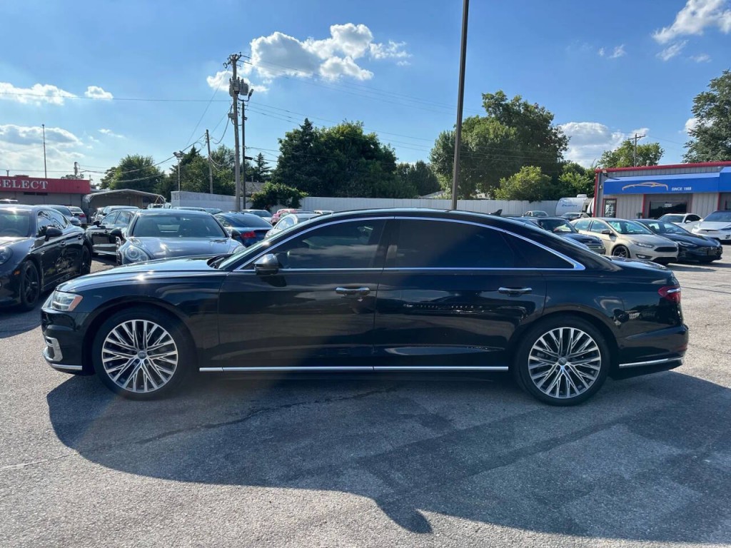 2019 Audi A8 Image 37