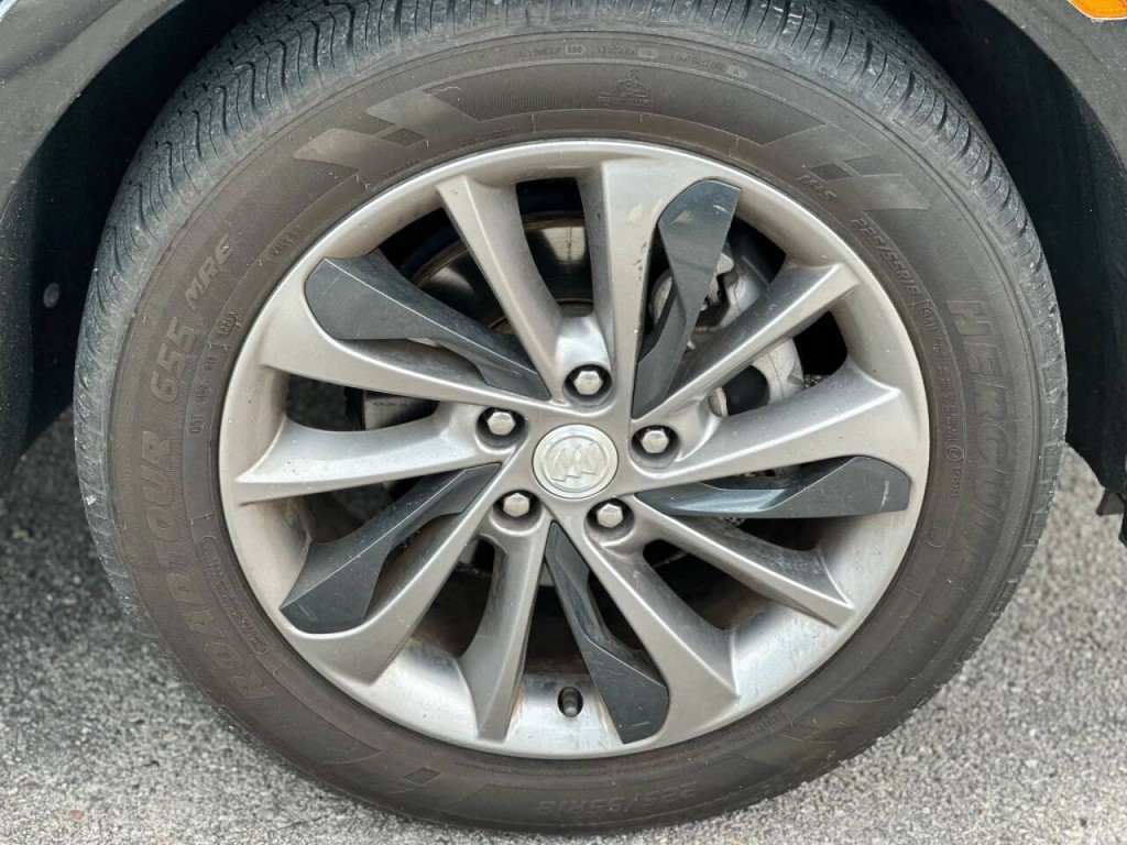 2021 Buick Enclave Image 24
