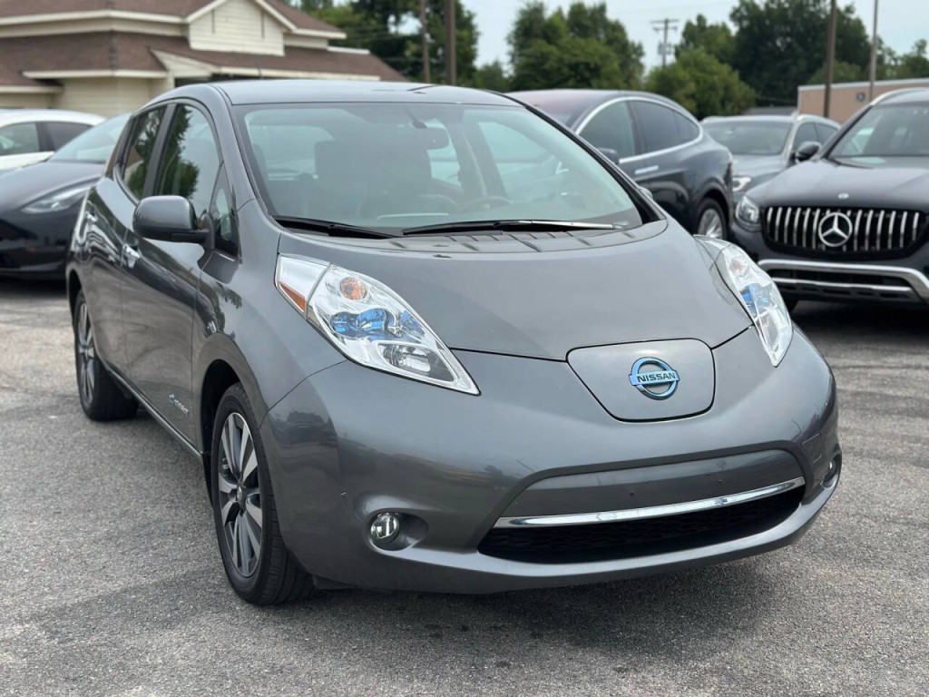 2017 Nissan Leaf Image 4
