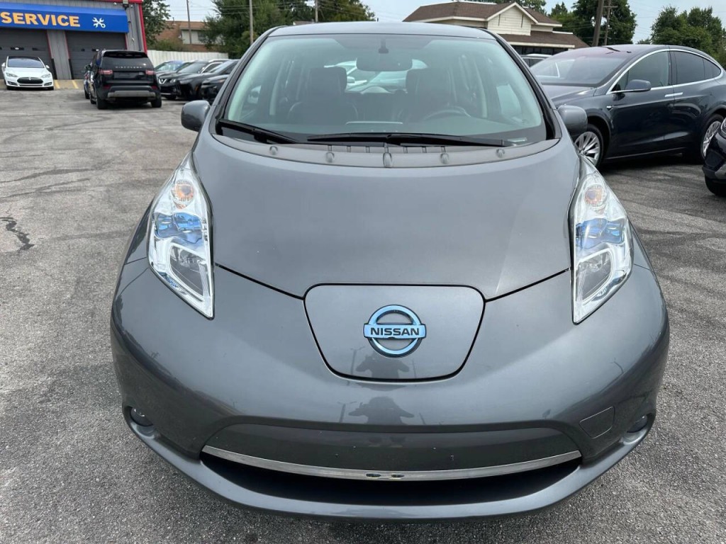 2017 Nissan Leaf Image 29
