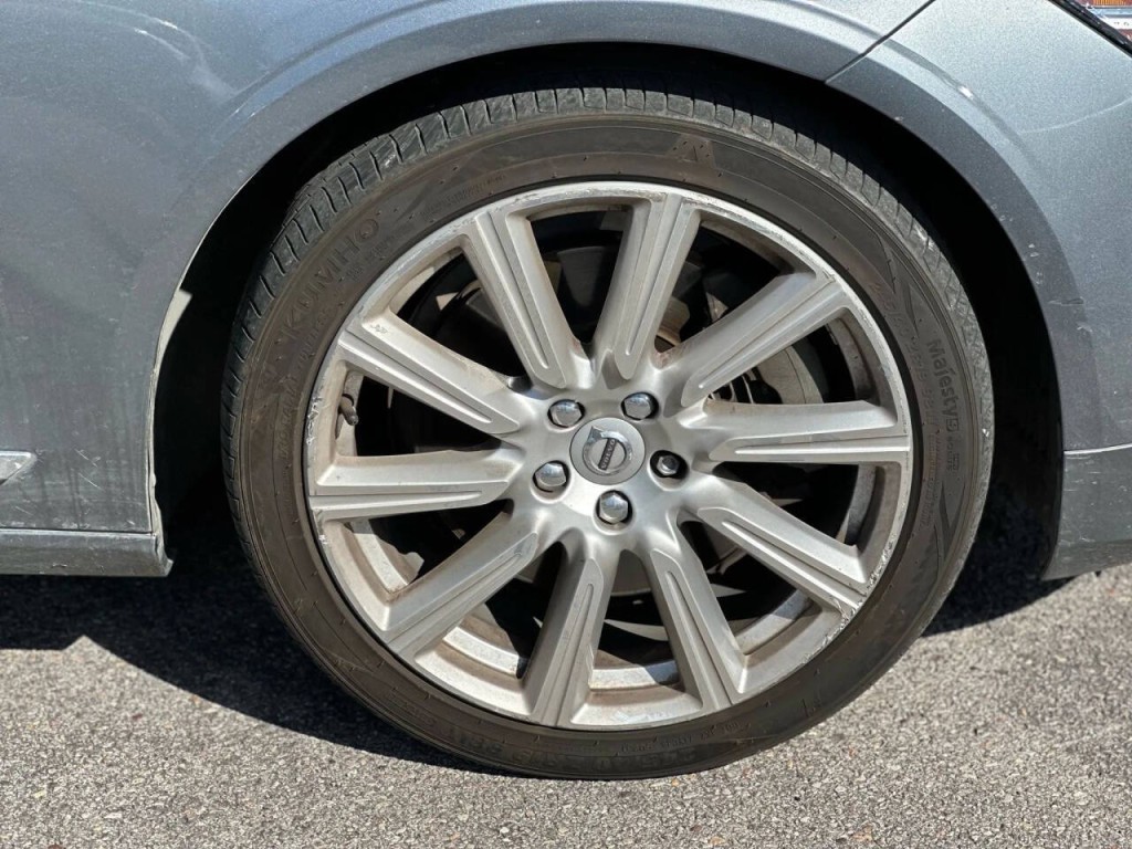 2018 Volvo S90 Image 15
