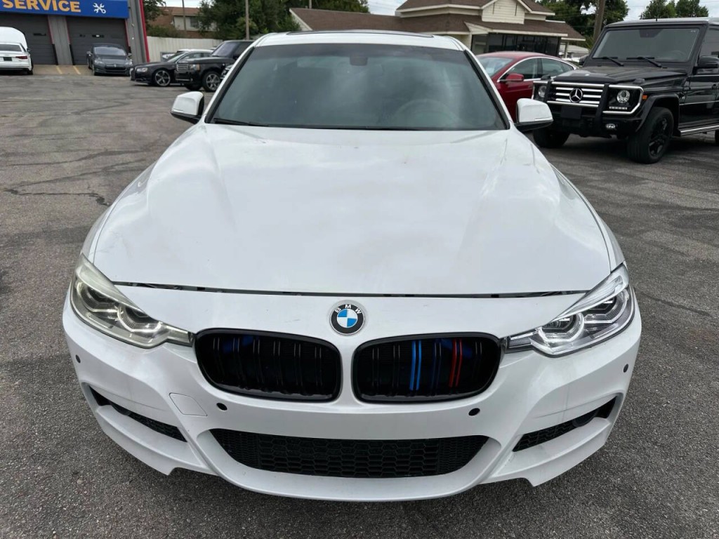 2018 BMW 3 Series Image 29