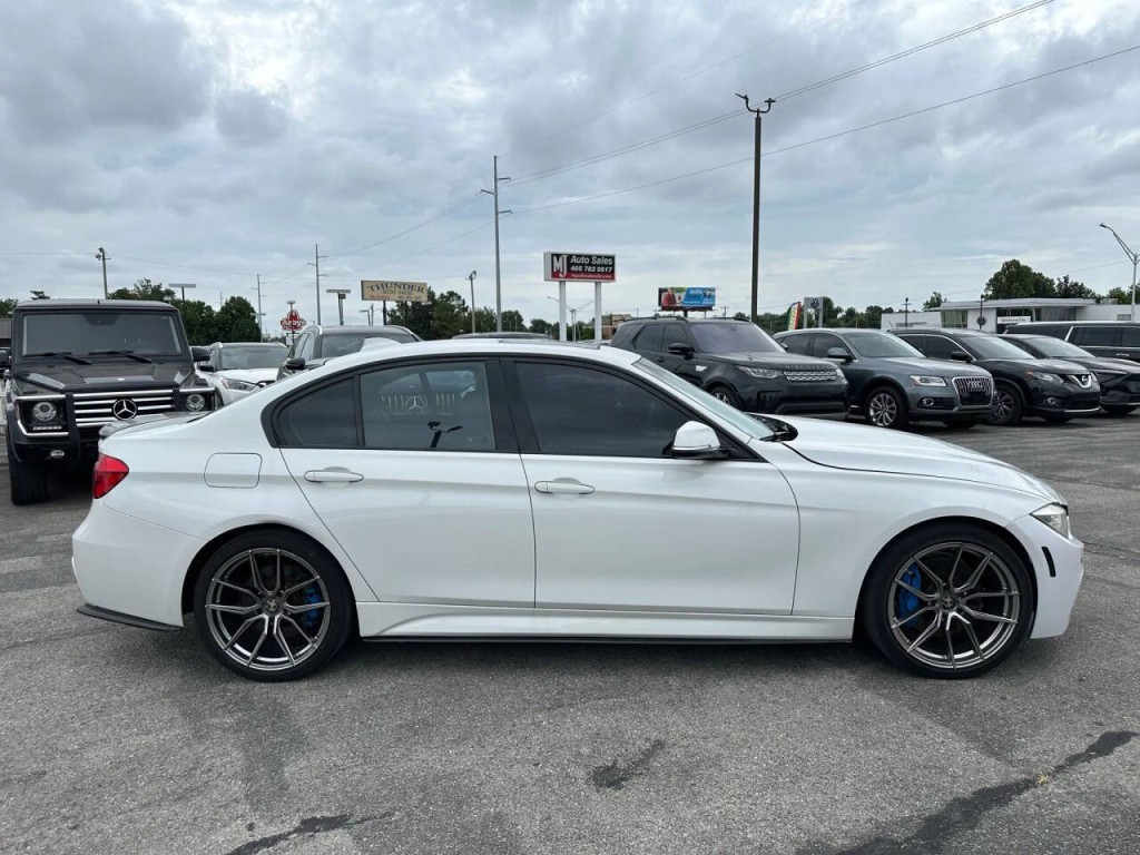 2018 BMW 3 Series Image 31