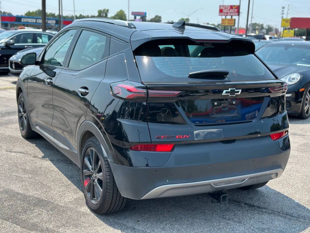 2023 Chevrolet Bolt EUV Image 8