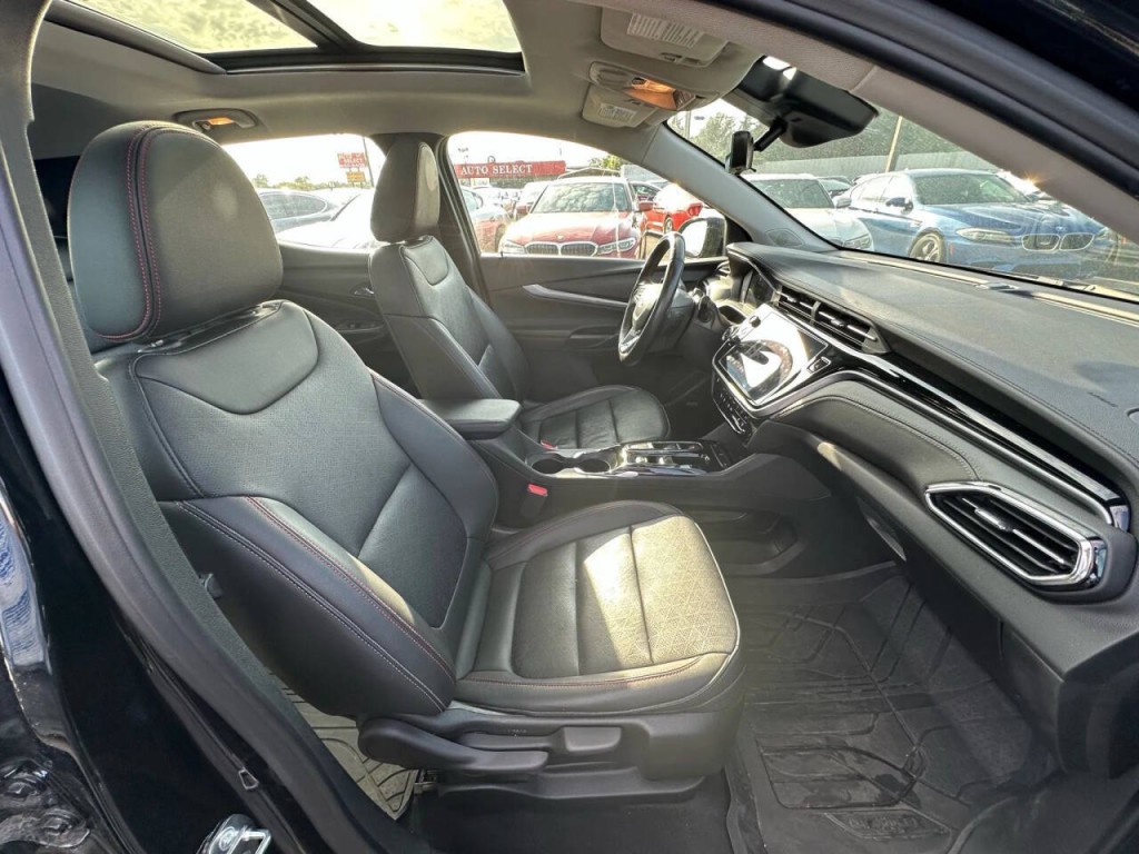 2023 Chevrolet Bolt EUV Image 13