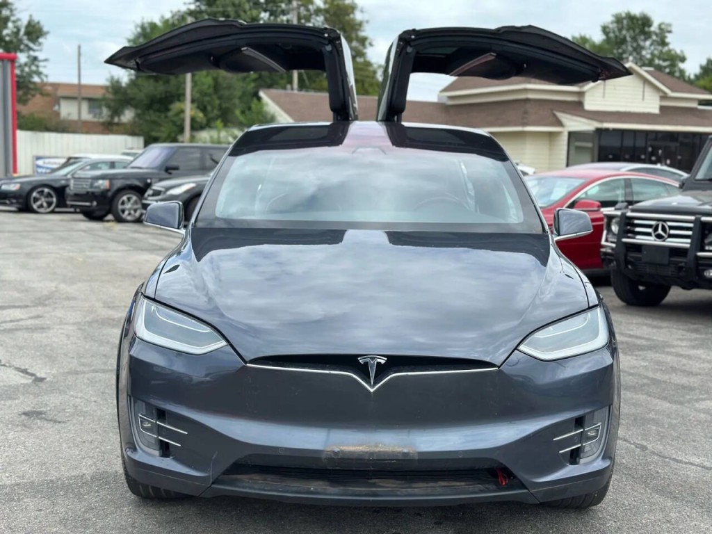 2018 Tesla Model X Image 3