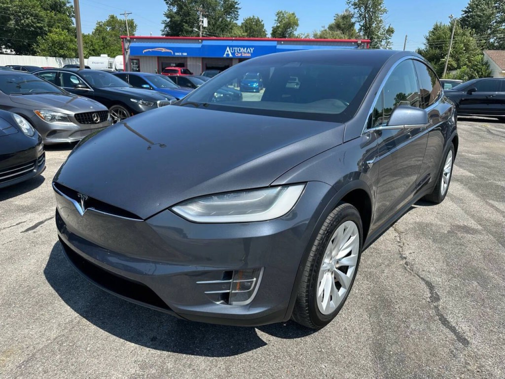 2018 Tesla Model X Image 36