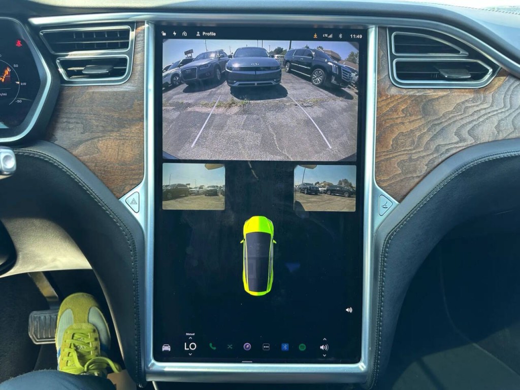 2018 Tesla Model X Image 52