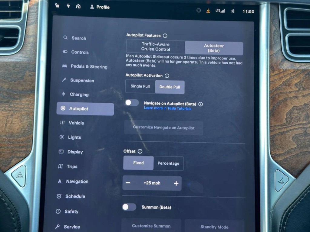 2018 Tesla Model X Image 53