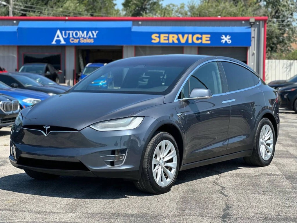 2018 Tesla Model X Image 2