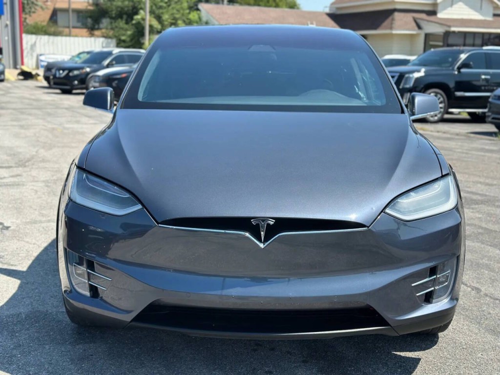 2018 Tesla Model X Image 4
