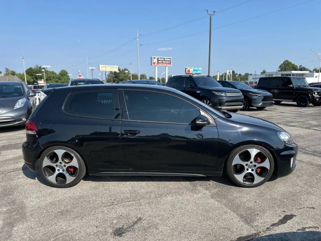 2012 Volkswagen GTI Image 4