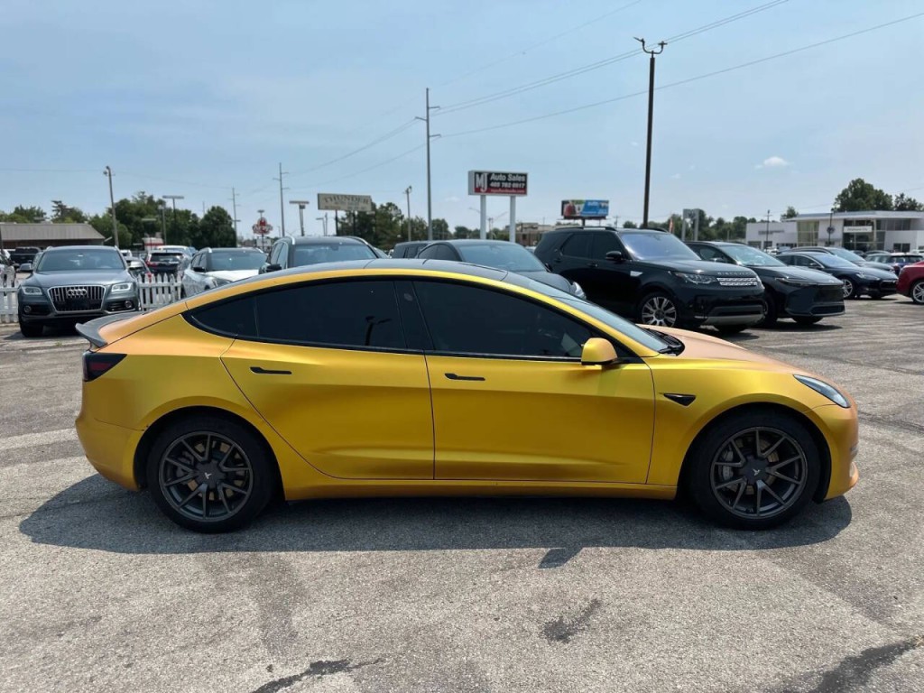 2022 Tesla Model 3 Image 4