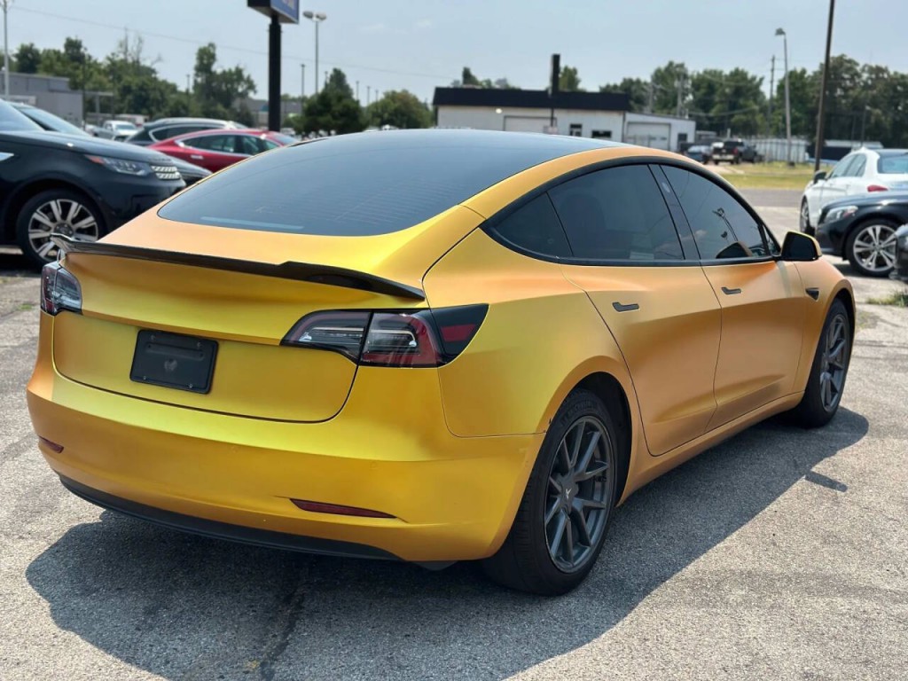 2022 Tesla Model 3 Image 5