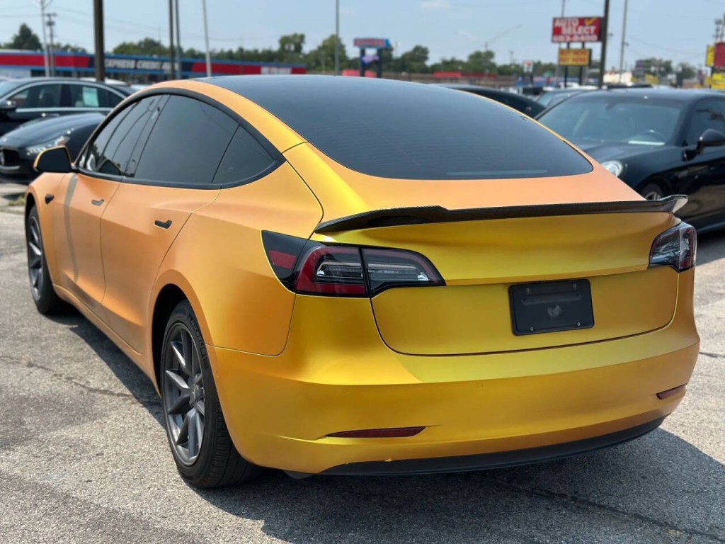 2022 Tesla Model 3 Image 7