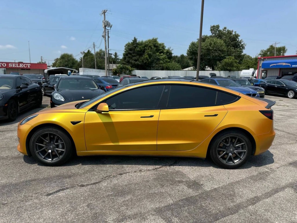 2022 Tesla Model 3 Image 8