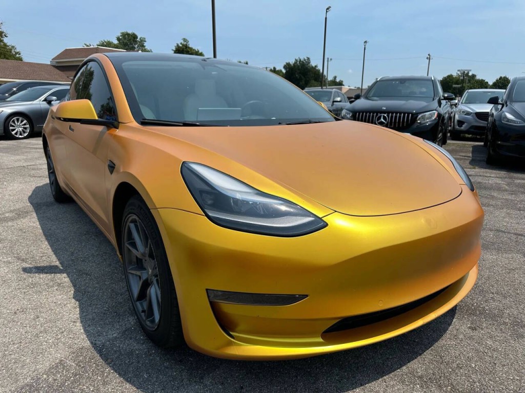 2022 Tesla Model 3 Image 28