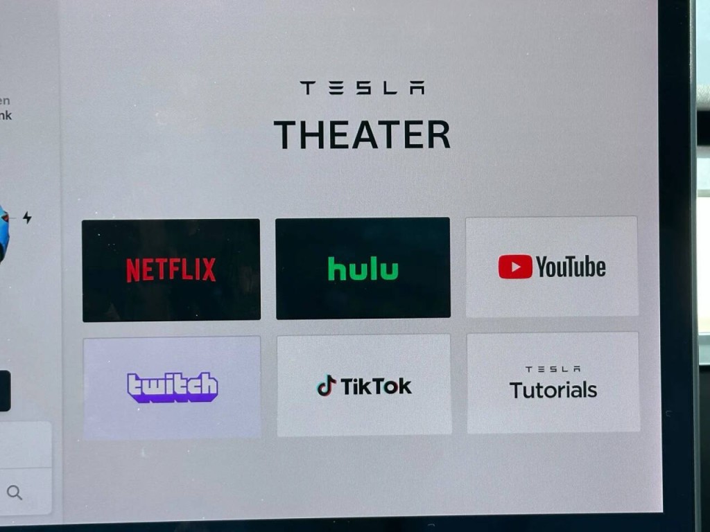 2022 Tesla Model 3 Image 34