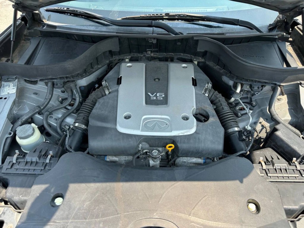 2011 INFINITI FX35 Image 27