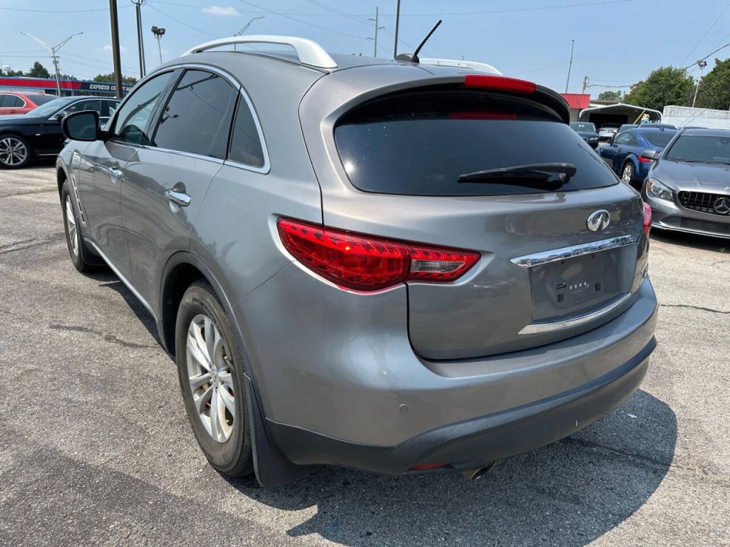 2011 INFINITI FX35 Image 34