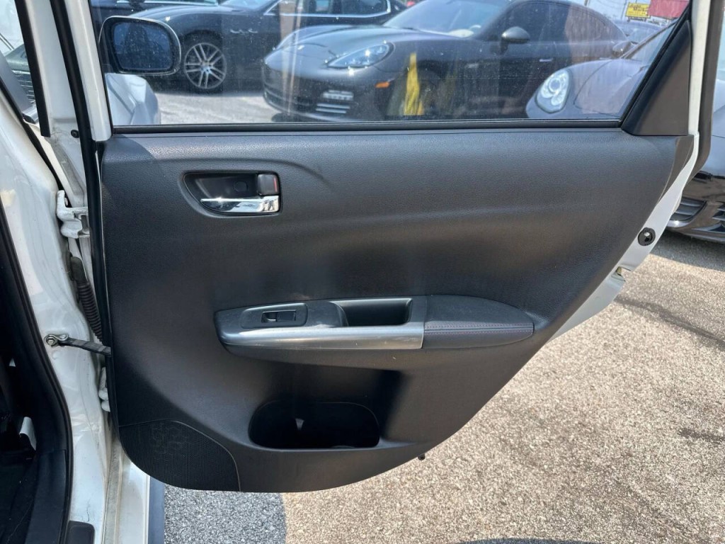 2011 Subaru Impreza Image 21