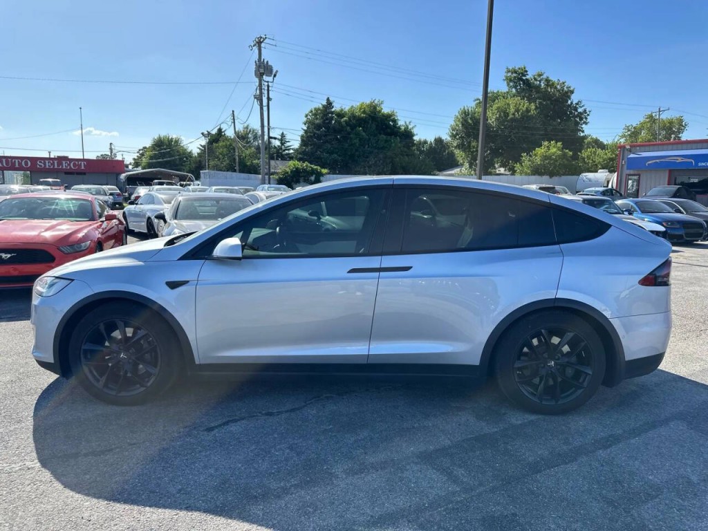 2017 Tesla Model X Image 49