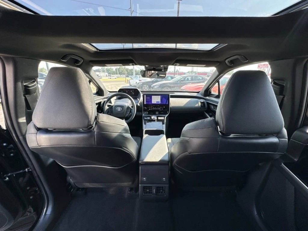 2023 Toyota bZ4X Image 16