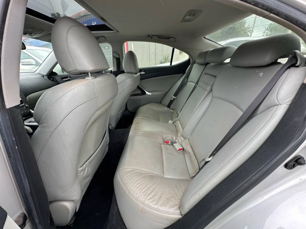 2008 Lexus IS 250 Image 13