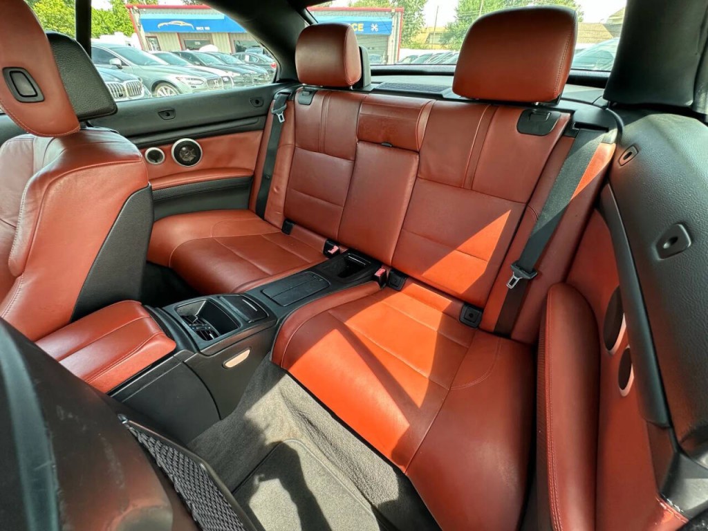 2012 BMW M3 Image 29