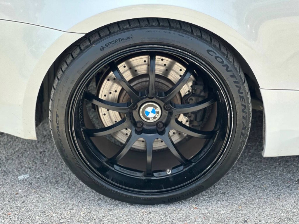 2012 BMW M3 Image 38