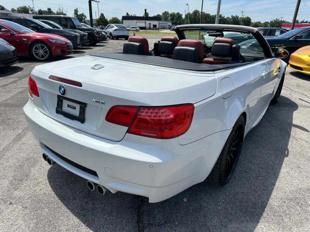 2012 BMW M3 Image 43