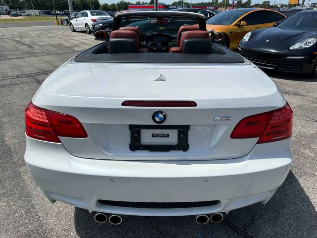 2012 BMW M3 Image 44