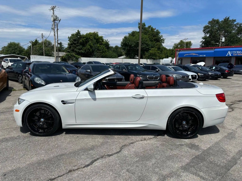 2012 BMW M3 Image 46