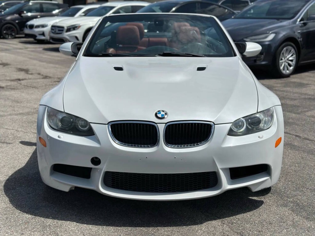 2012 BMW M3 Image 3