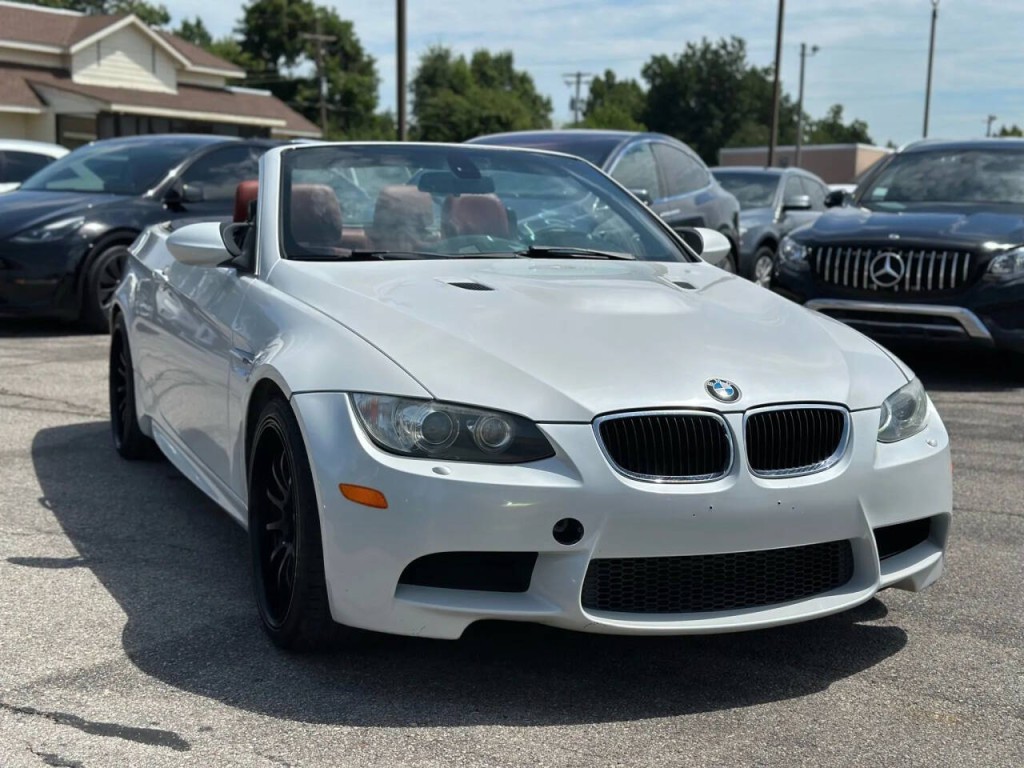 2012 BMW M3 Image 5