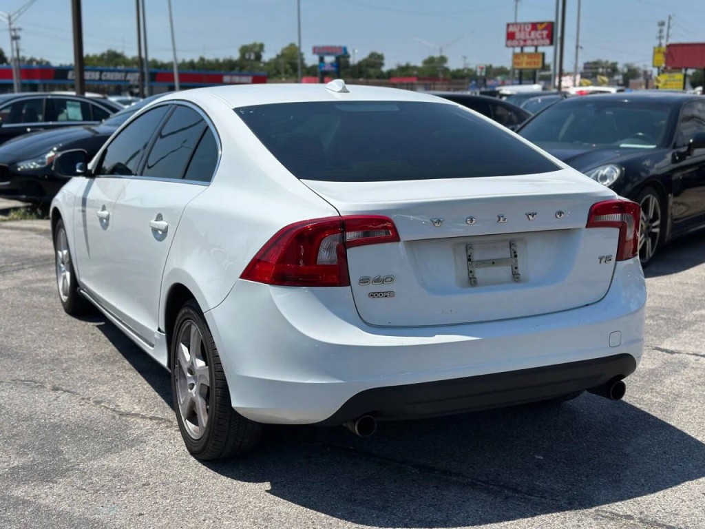 2013 Volvo S60 Image 8
