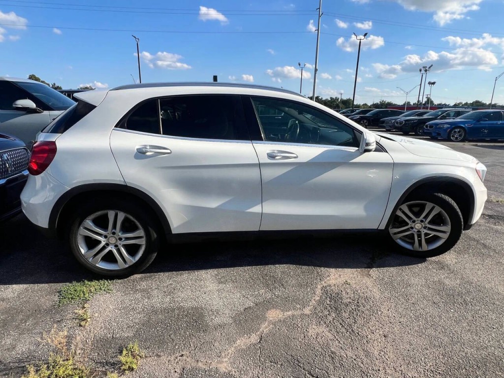 2016 Mercedes-Benz GLA-Class Image 6