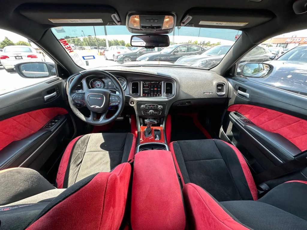 2020 Dodge Charger Image 12
