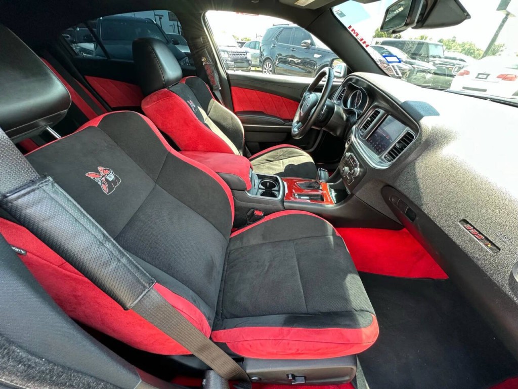 2020 Dodge Charger Image 14