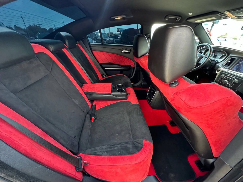2020 Dodge Charger Image 15