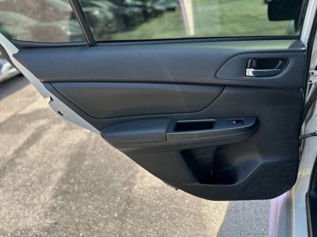 2015 Subaru WRX Image 21