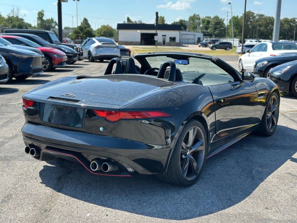 2014 Jaguar F-TYPE Image 9