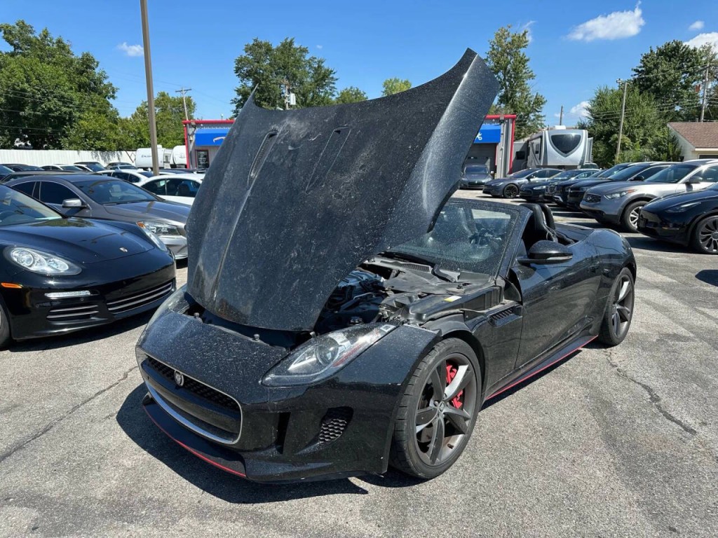 2014 Jaguar F-TYPE Image 30