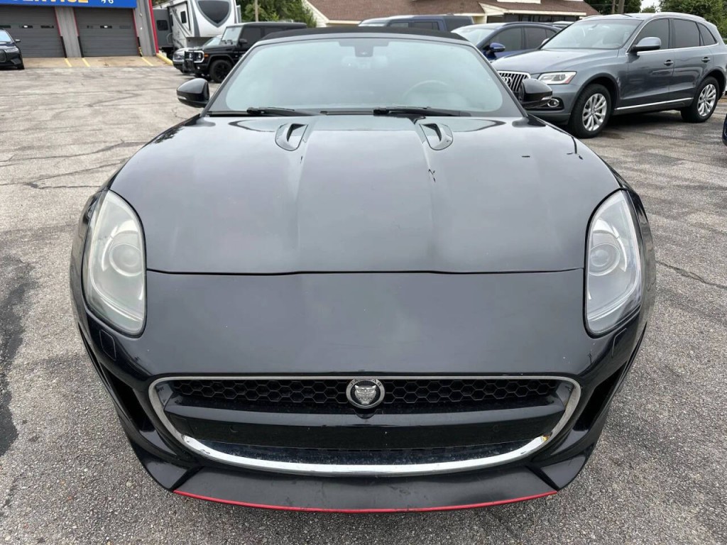 2014 Jaguar F-TYPE Image 40