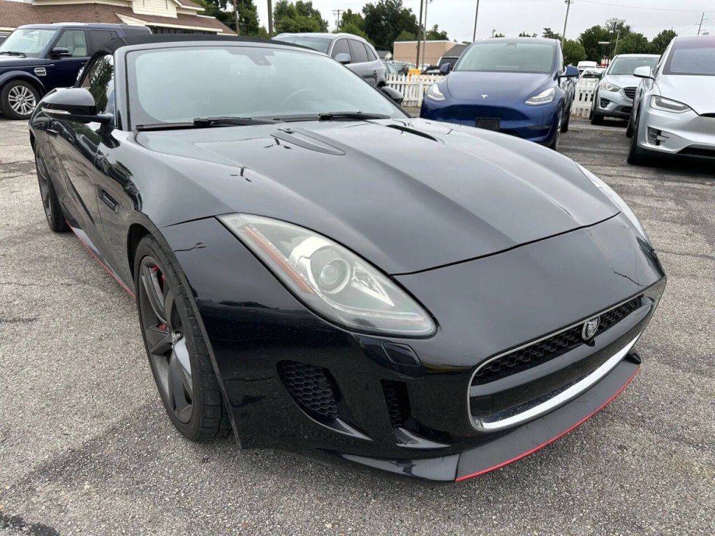 2014 Jaguar F-TYPE Image 41