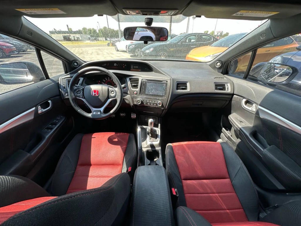 2015 Honda Civic Image 2