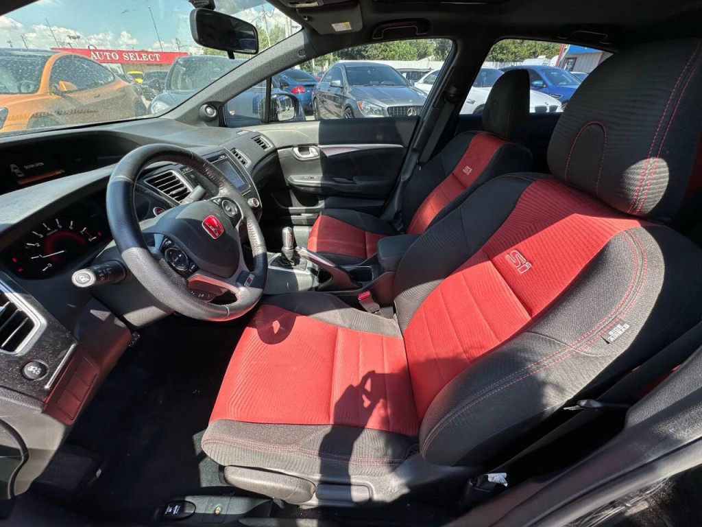2015 Honda Civic Image 10
