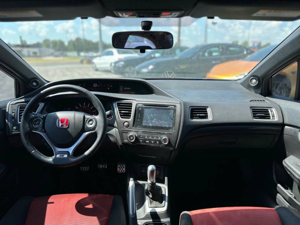 2015 Honda Civic Image 12