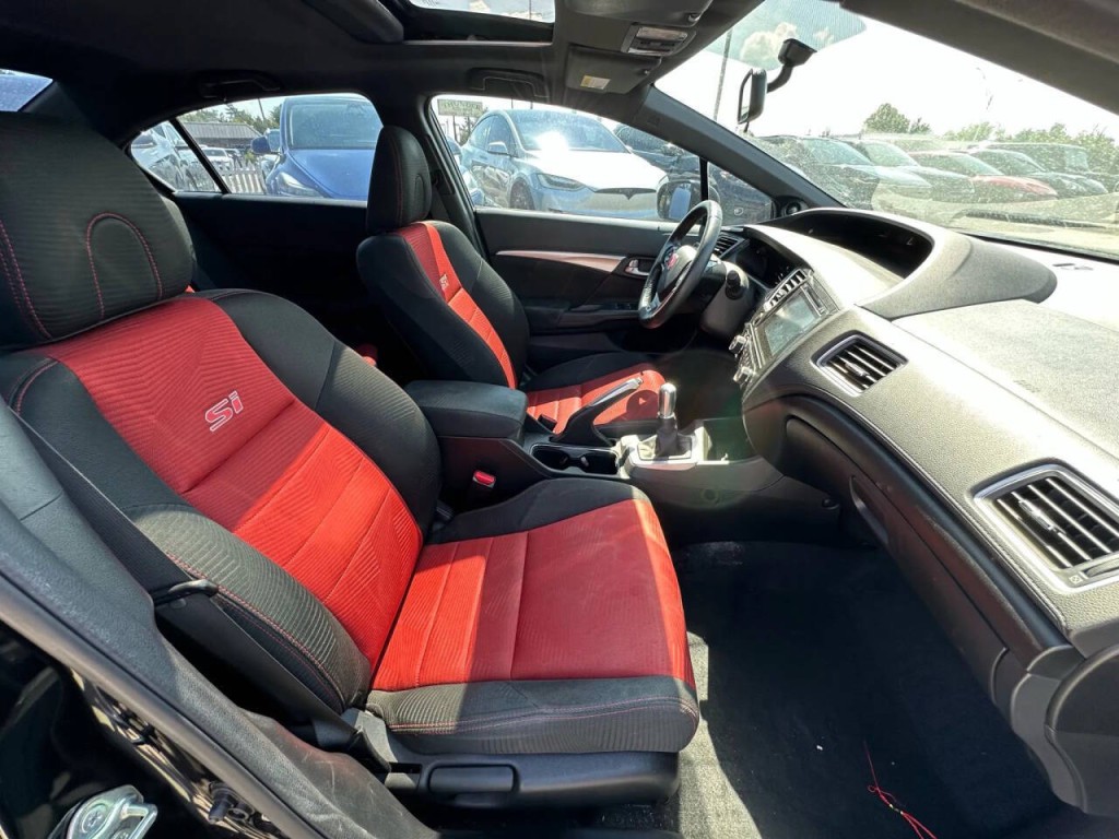 2015 Honda Civic Image 13