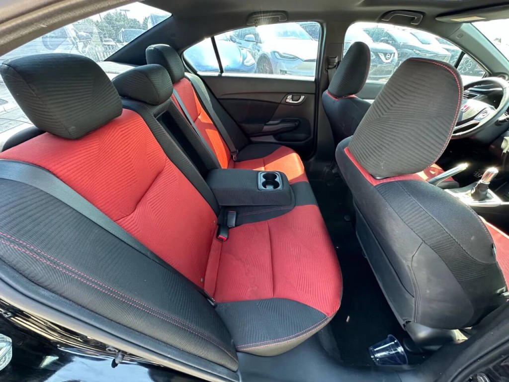 2015 Honda Civic Image 14